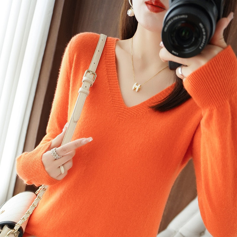 Knitted Pullovers V-neck