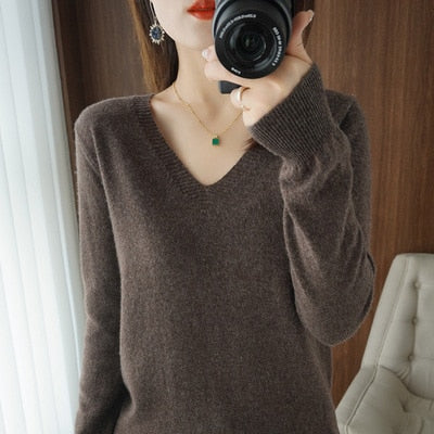 Knitted Pullovers V-neck